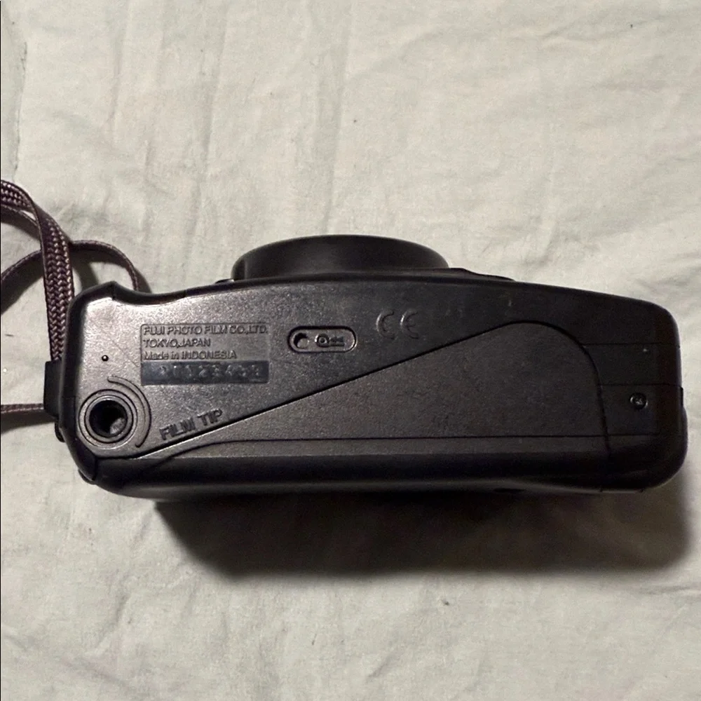 FUJIFILM DISCOVERY 290 ZOOM DATE PHOTO CAMERA W/ SHOULDER STRAP & SAMSONITE CASE